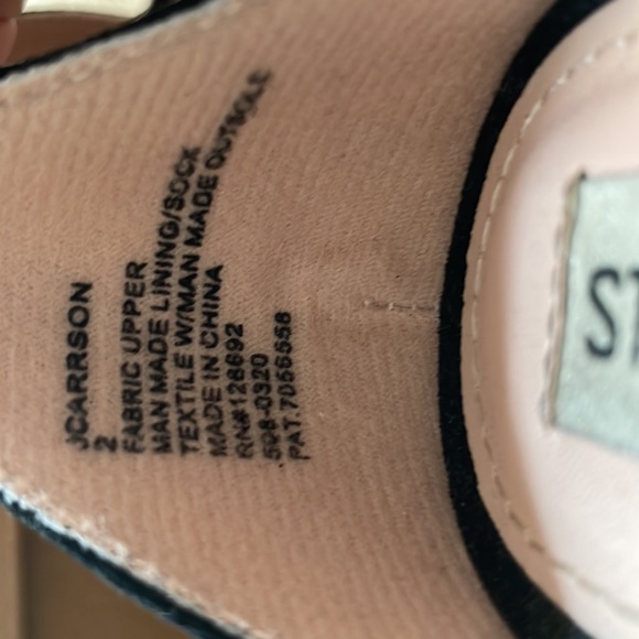 |Steve Madden Kids| black suede, 2 inch heel, size 2 girls - Picture 5 of 5